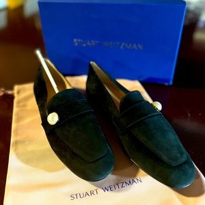 STUART WEITZMAN SEUDE FLATS WITH PEARL EMBELLISHMENT